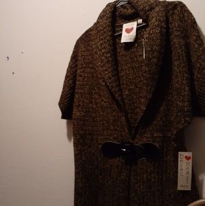 Short sleeve  belted closur Sweart